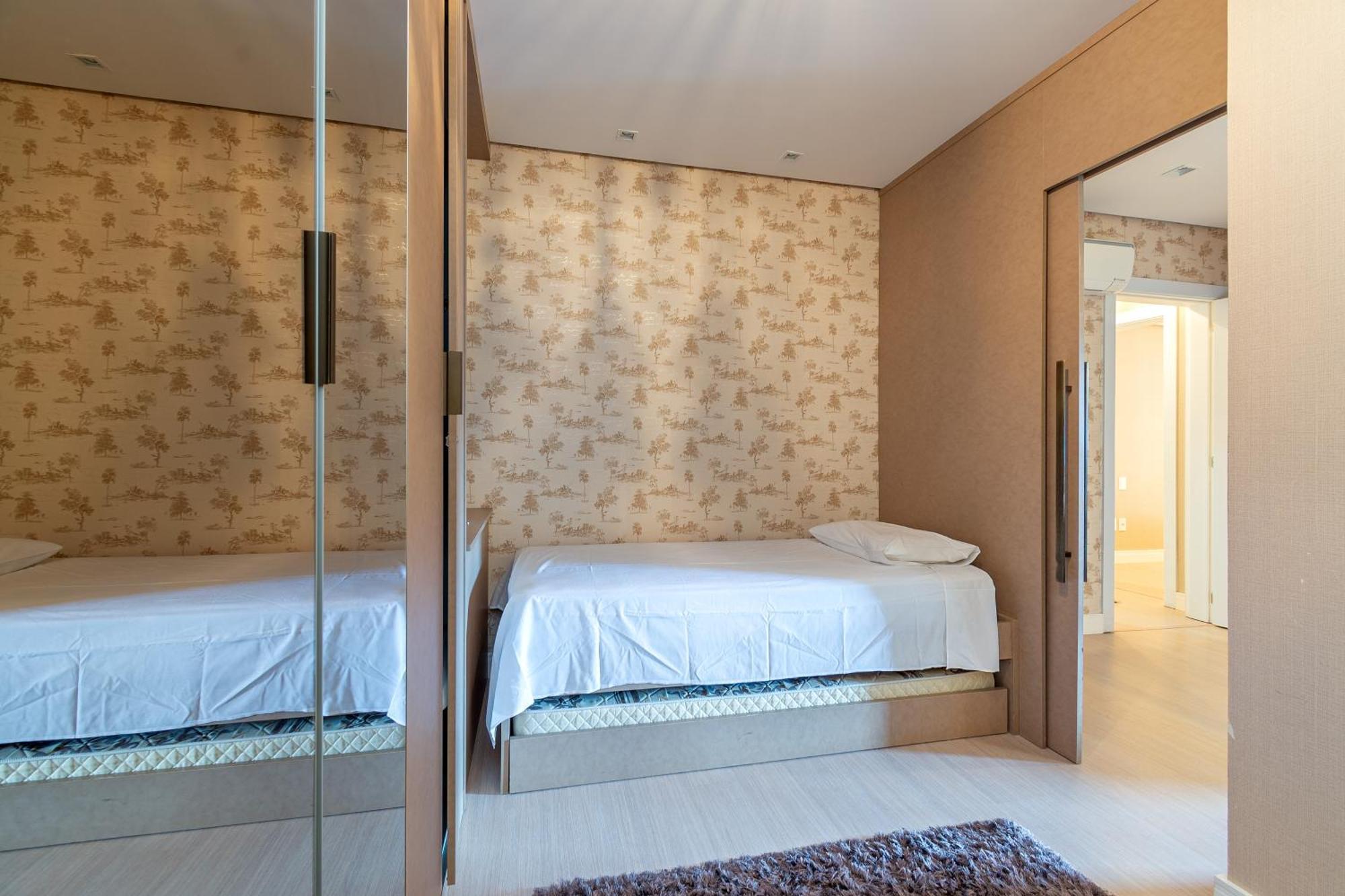 Luxuoso Apartamento Central Para 10 Pessoas Gramado Bagian luar foto